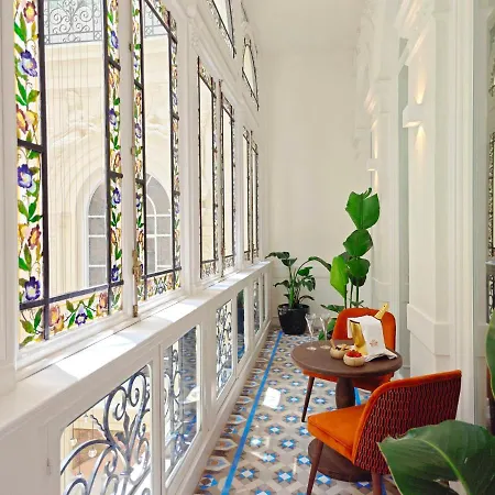 Hotel Palacio Gran Vía, A Royal Hideaway