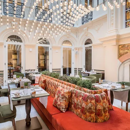 Ξενοδοχείο Palacio Gran Via, A Royal Hideaway