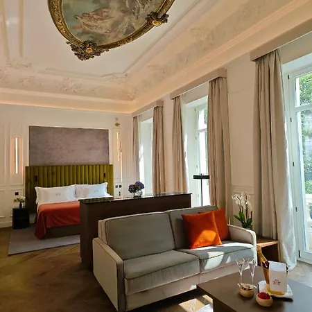 Palacio Gran Via, A Royal Hideaway