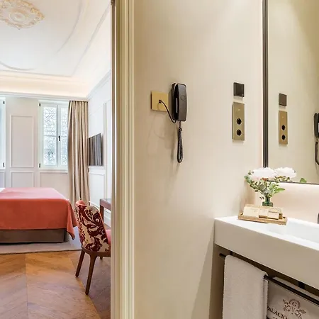 Palacio Gran Via, A Royal Hideaway