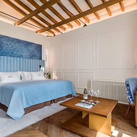 Palacio Gran Via, A Royal Hideaway